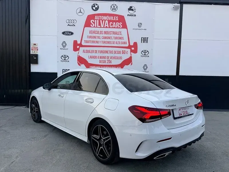 Usado Mercedes A200 150 CV (110 kW) 2022 Blanco Berlina