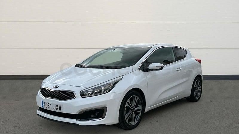 Usado Kia ProCeed 120 CV (88 kW) 2017 Blanco Utilitario