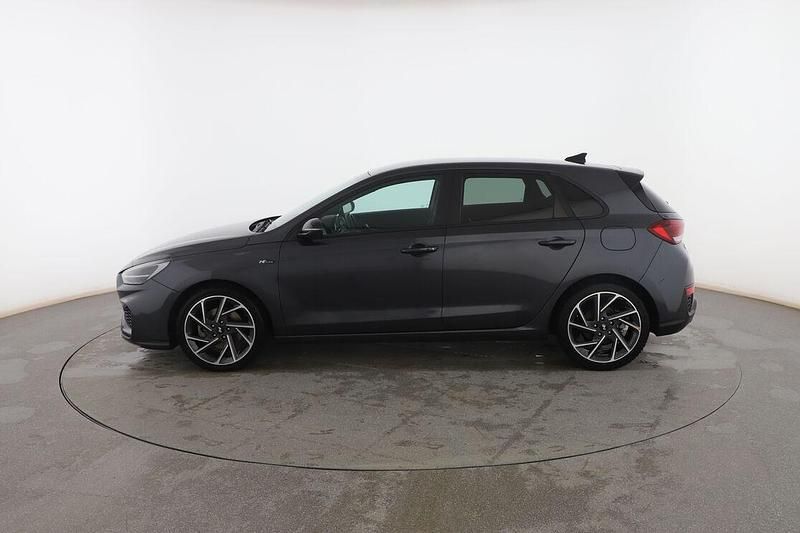 Usado Hyundai i30 N Line 159 CV (116 kW) 2021 Gris Utilitario