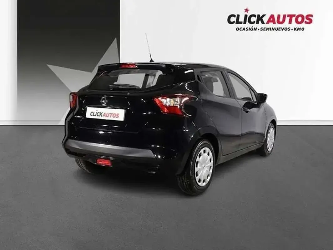Usado Nissan Micra Acenta 101 CV (74 kW) 2023 Negro Utilitario