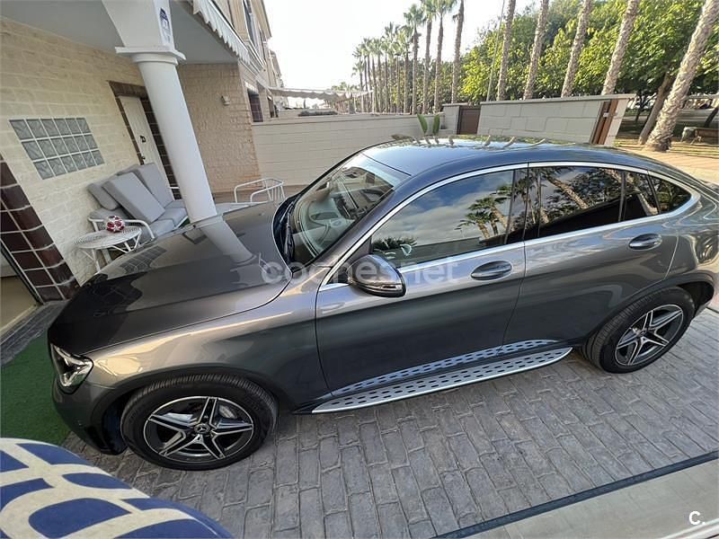 Usado Mercedes GLC220 194 CV (142 kW) 2020 Gris / plata Coupe