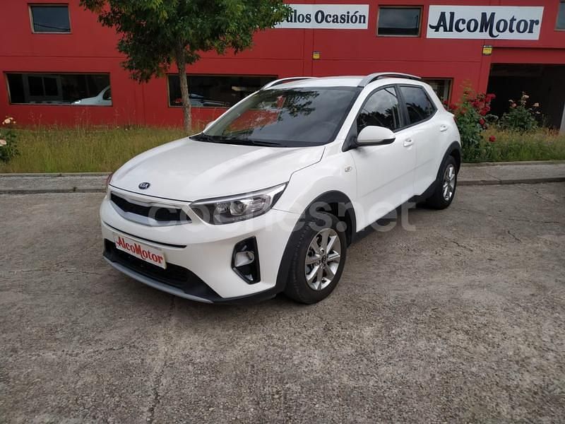 Usado Kia Stonic 84 CV (61 kW) 2017 Blanco SUV