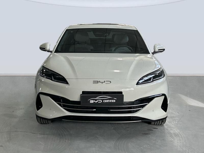 Usado BYD Seal Comfort 212 CV (155 kW) 2025 Beige Familiar