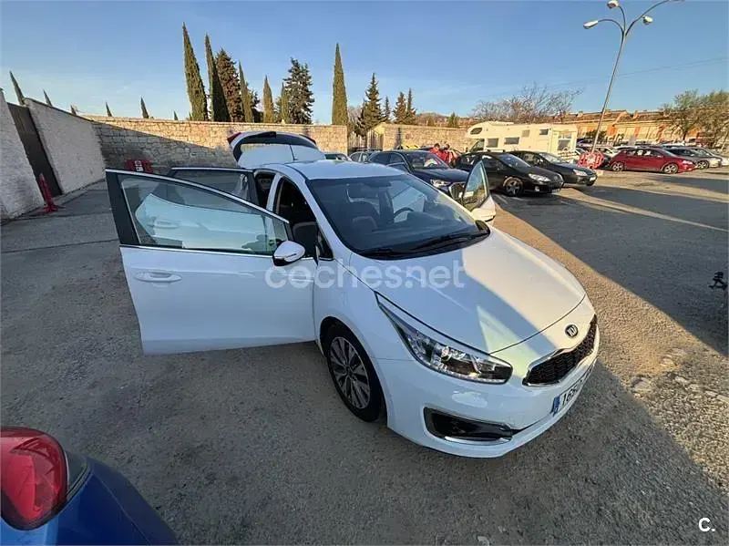 Occasion Kia Ceed 100 PK (73 kW) 2016 Wit Hatchback