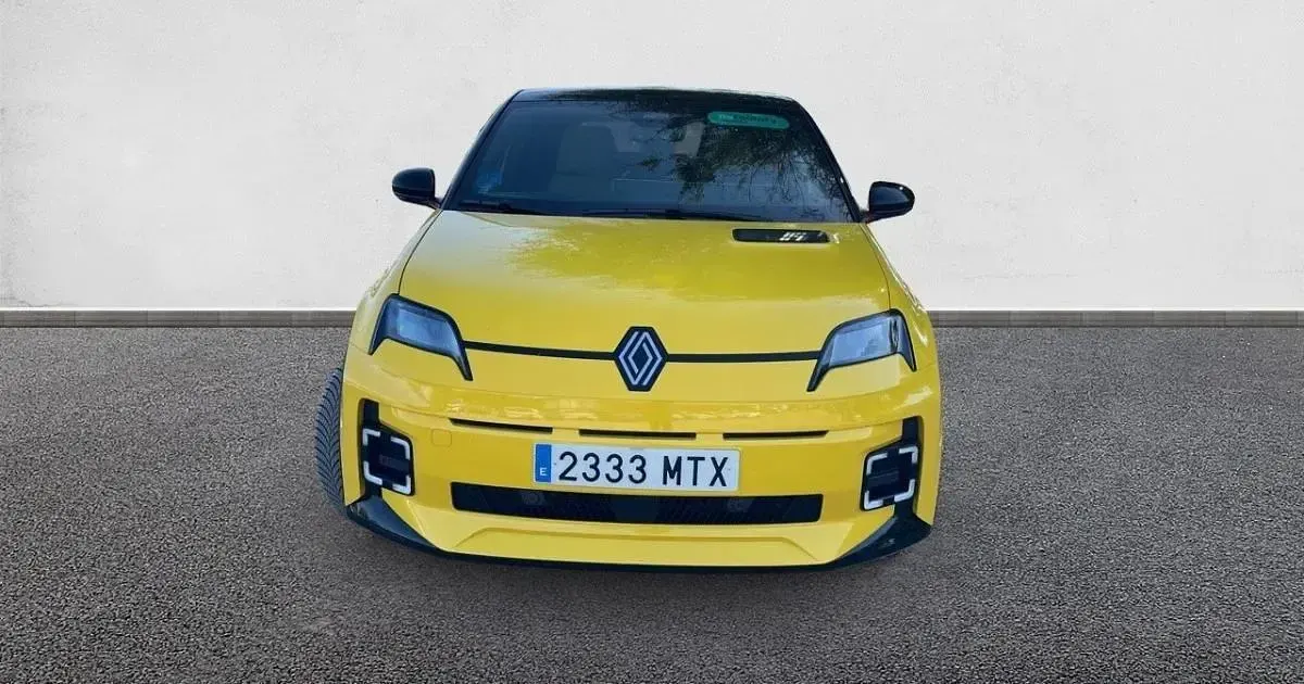 Usado Renault 5 E-Tech Iconic 110 kW (150 CV) 2024