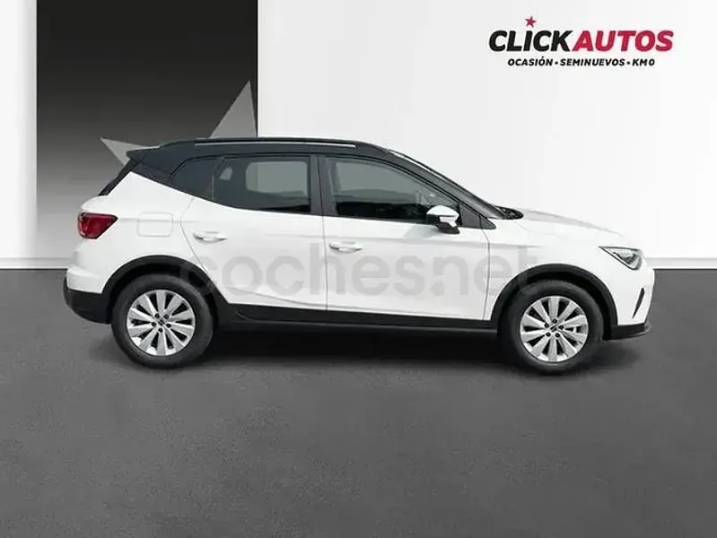 Usado Seat Arona Style 95 CV (69 kW) 2025 Blanco SUV