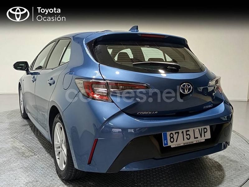 Usado Toyota Corolla Active 122 CV (89 kW) 2021 Azul Berlina
