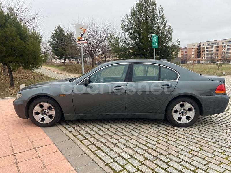 Usado BMW 730 218 CV (160 kW) 2003 Gris / plata Berlina