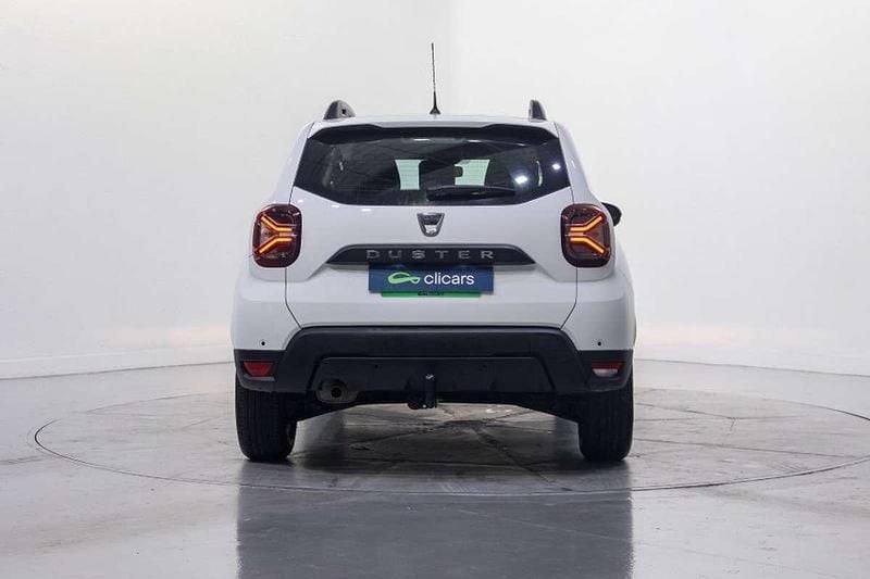 Usado Dacia Duster Comfort 101 CV (74 kW) 2022 Blanco SUV