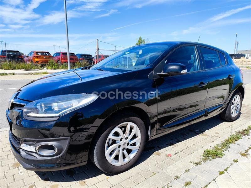 Negro Usado 2014 Renault Mégane III LIMITED Berlina | 4250 € (Buen precio) - Imagen 1/4