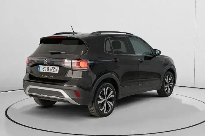 Usado VW T-Cross Life 116 CV (85 kW) 2025 Negro SUV