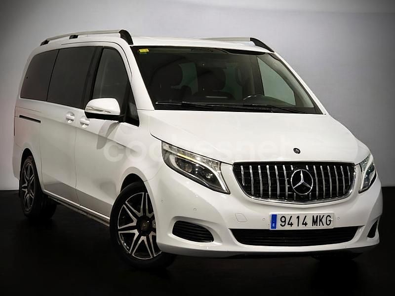 Blanco Usado 2017 Mercedes V220 Avantgarde Monovolumen | 31.900 € (Caro) - Imagen 1/4
