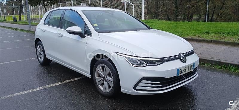 Usado VW Golf VIII Life 115 CV (84 kW) 2023 Blanco Berlina
