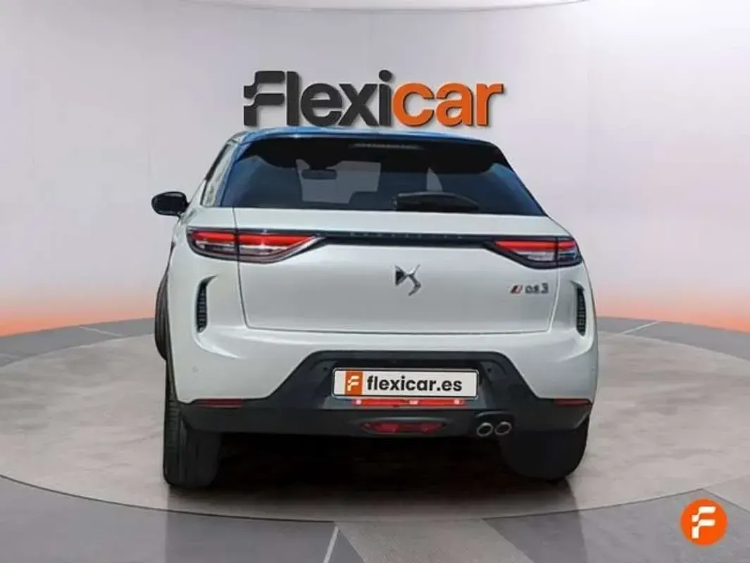 Usado DS Automobiles DS3 Crossback Performance 131 CV (96 kW) 2019 Blanco SUV