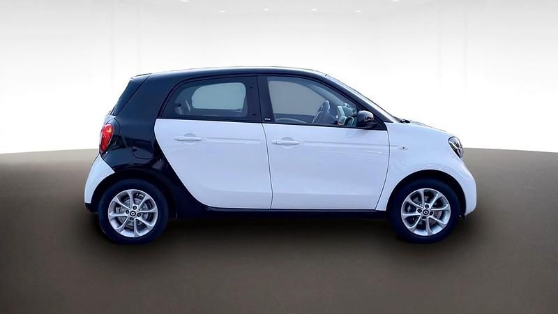 Usado Smart ForFour Passion 90 CV (66 kW) 2015 Blanco Utilitario