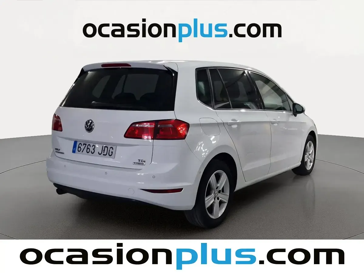 Usado VW Golf Sportsvan Advance 110 CV (80 kW) 2015 Blanco Monovolumen