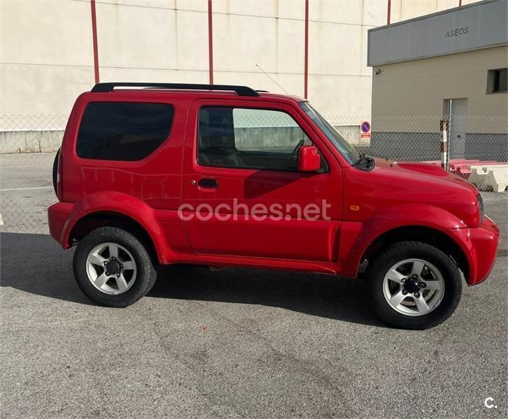 Rojo Usado 2006 Suzuki Jimny SUV | 13.000 € (Un poco caro) - Imagen 1/4