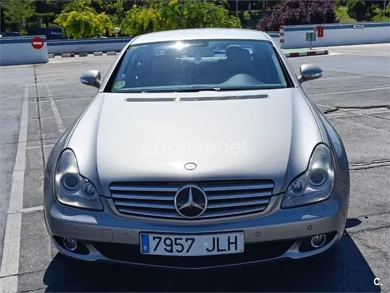 Usado Mercedes CLS320 224 CV (164 kW) 2007 Beige Coupe