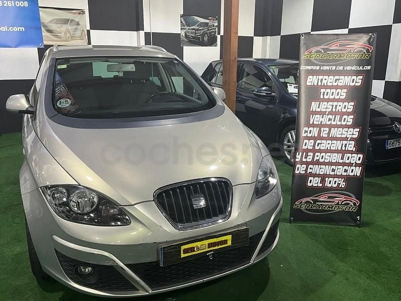 Usado Seat Altea Style 105 CV (77 kW) 2012 Beige Monovolumen