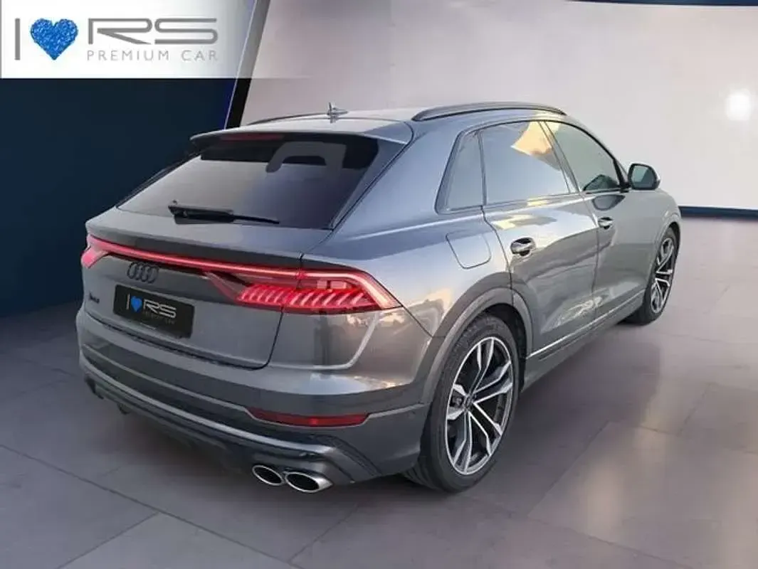 Usado Audi SQ8 Sport 507 CV (372 kW) 2023 Gris SUV