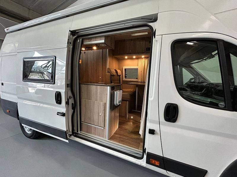 Usado Citroën Jumper 131 CV (96 kW) 2018 Blanco Monovolumen