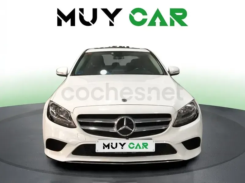 Usado Mercedes C300e 320 CV (235 kW) 2021 Blanco Berlina