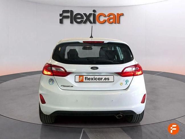 Usado Ford Fiesta Active 85 CV (62 kW) 2018 Blanco Utilitario