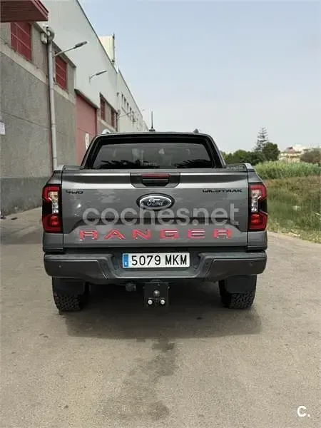 Usado Ford Ranger Wildtrack 205 CV (150 kW) 2023 Gris / plata Pickup/Camioneta