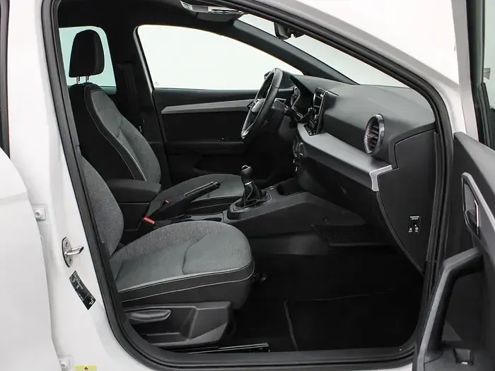Usado Seat Ibiza XCELLENCE 115 CV (84 kW) 2025 Blanco Utilitario
