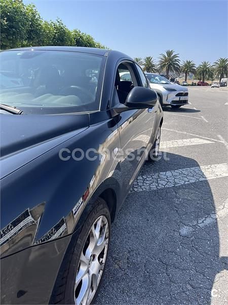 Usado Alfa Romeo GT Junior 78 CV (57 kW) 2009 Negro Berlina