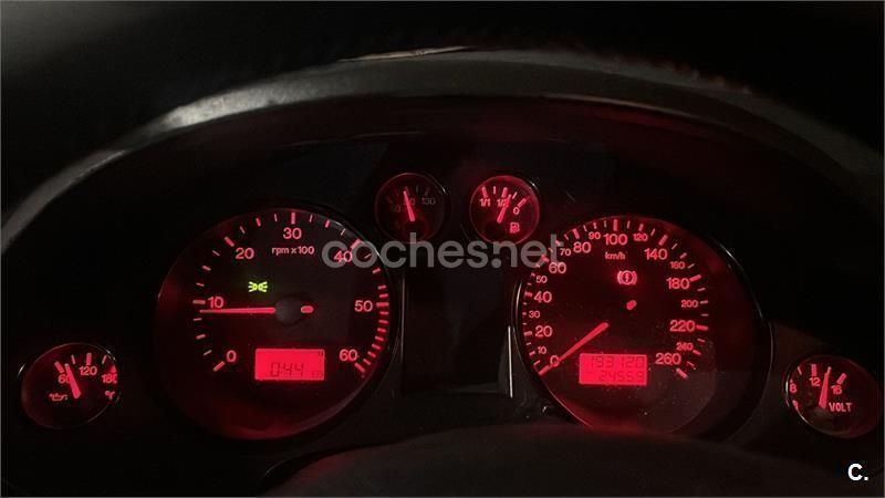Gris / plata Usado 2003 Seat Ibiza Sport Berlina | 3400 € (Buen precio) - Imagen 1/4