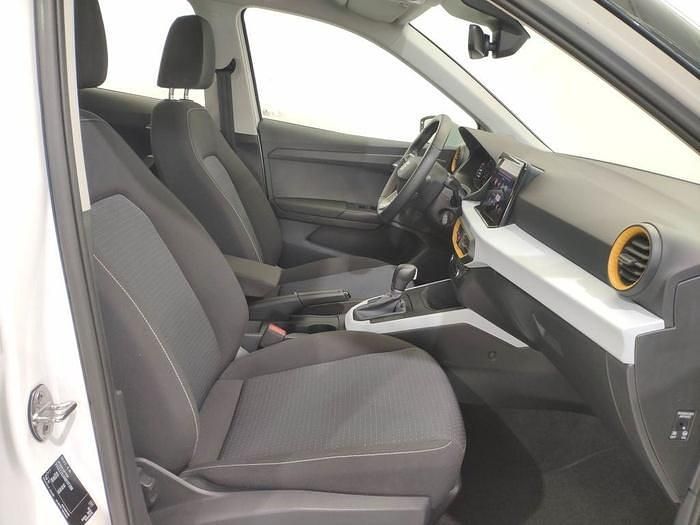 Usado Seat Arona Style 115 CV (84 kW) 2024 Blanco SUV