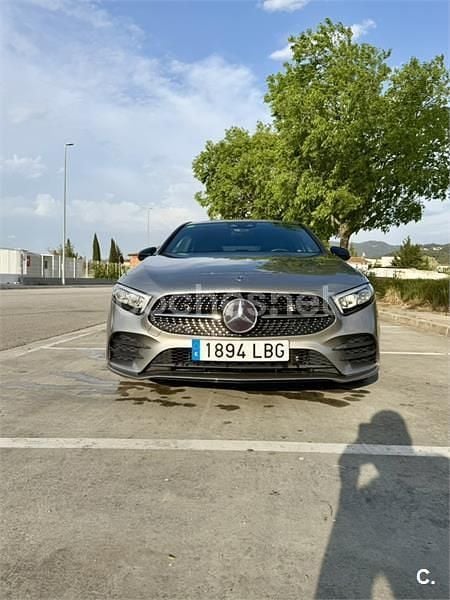 Usado Mercedes A200 156 CV (114 kW) 2019 Beige Berlina