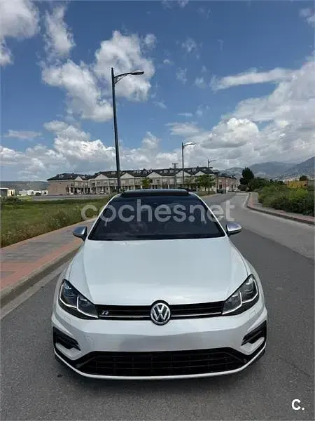 Usado VW Golf VII R 310 CV (228 kW) 2017 Blanco Berlina
