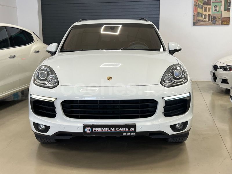 Blanco Usado 2015 Porsche Cayenne S E-Hybrid SUV | 40.990 € (Un poco caro) - Imagen 1/4