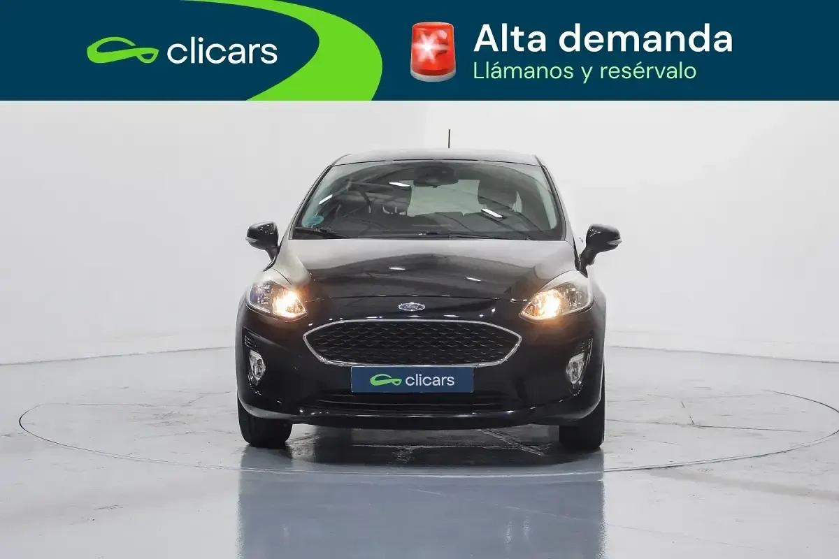 Usado Ford Fiesta Trend 85 CV (62 kW) 2019 Negro Utilitario