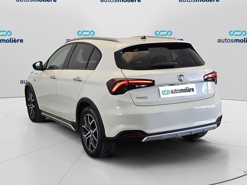 Usado Fiat Tipo Cross 131 CV (96 kW) 2022 Blanco Utilitario