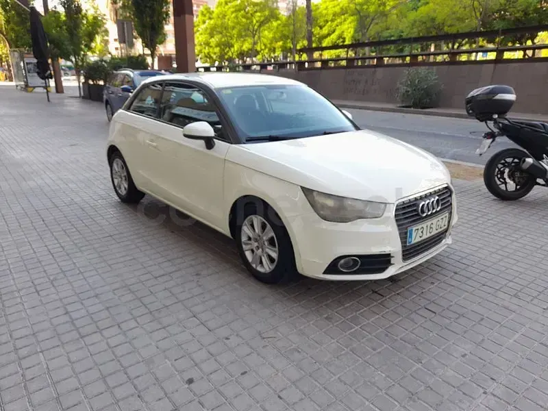 Usado Audi A1 Ambition 86 CV (63 kW) 2010 Blanco Utilitario