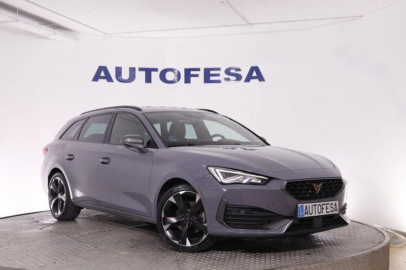 Usado Cupra Leon 150 HP (110 kW) 2023 Cinzento Coupé
