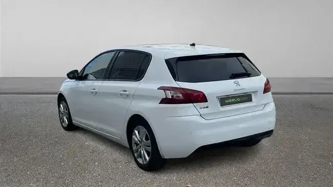 Usado Peugeot 308 Style 110 CV (80 kW) 2016 Blanco Berlina