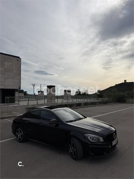 Usado Mercedes CLA250 AMG line 211 CV (155 kW) 2014 Negro Berlina