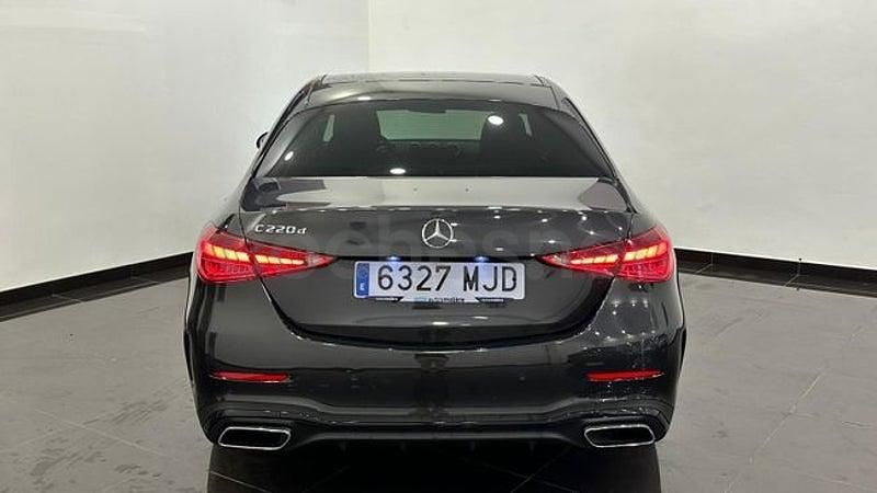 Usado Mercedes C220 200 HP (147 kW) 2023 Preto Sedan
