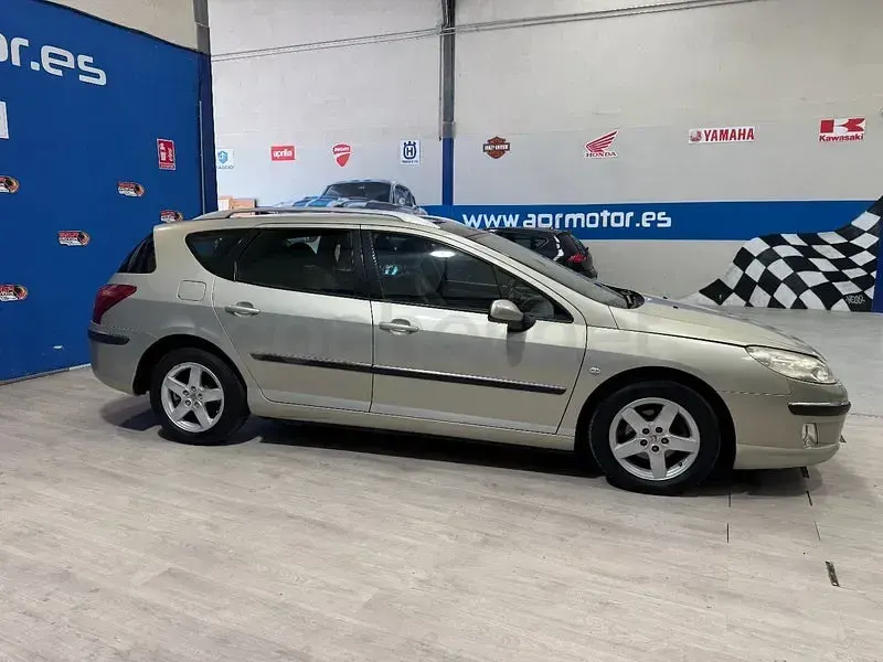 Usado Peugeot 407 136 CV (100 kW) 2005 Gris / plata Familiar