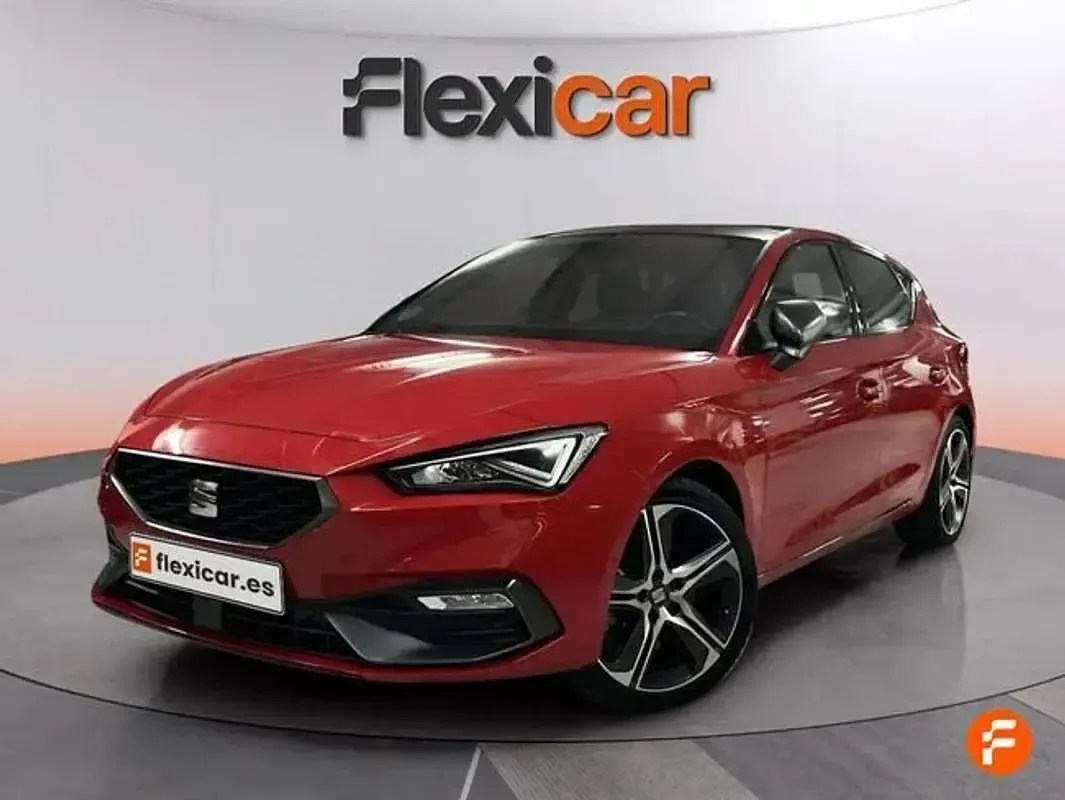 Käytetty Seat Leon FR 150 HP (110 kW) 2021 Punainen Sedan
