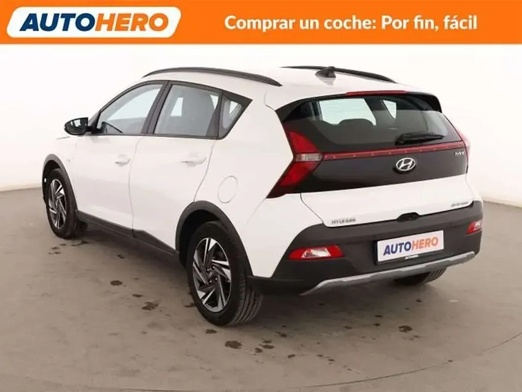 Usado Hyundai Bayon 101 CV (74 kW) 2023 Blanco SUV