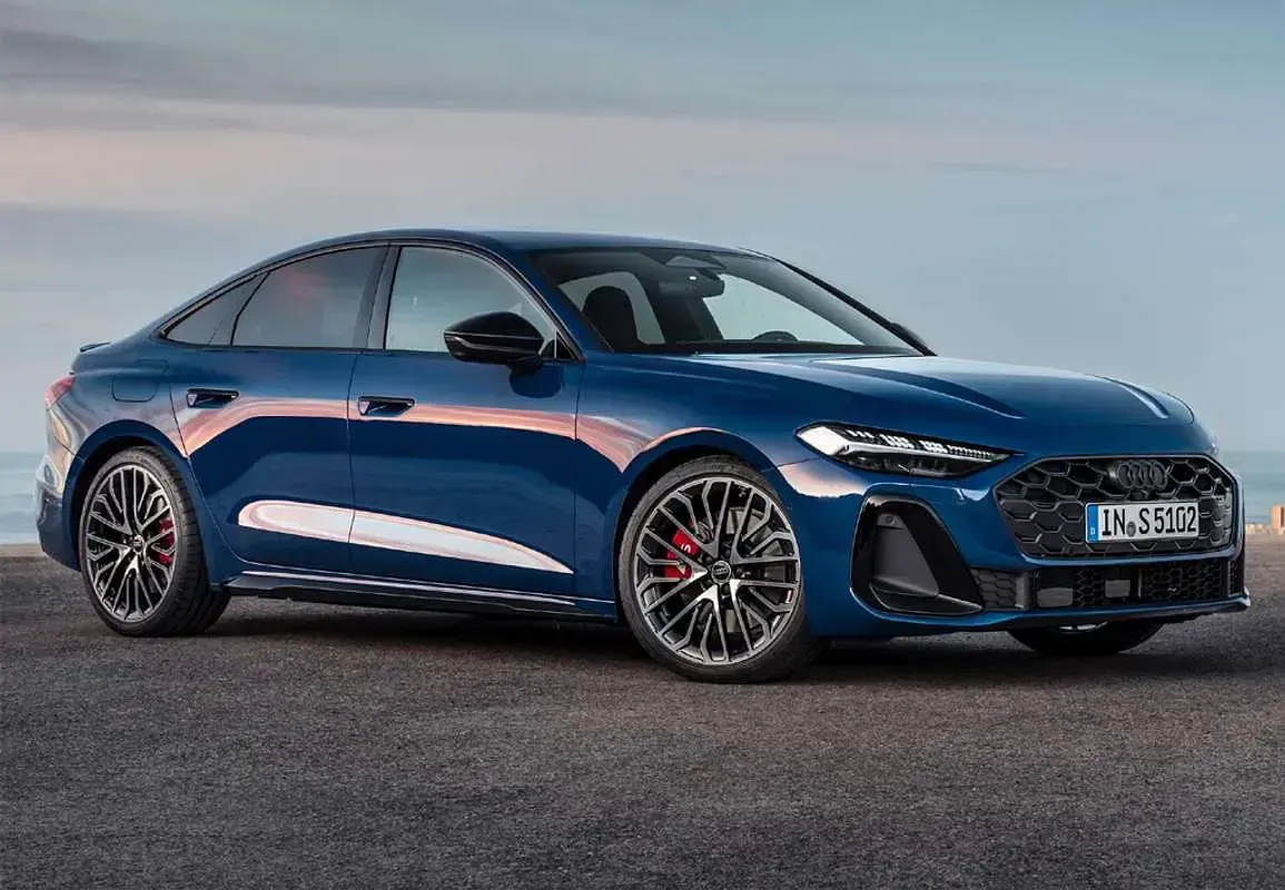 Usado Audi S5 367 CV (269 kW) 2025 Azul Berlina