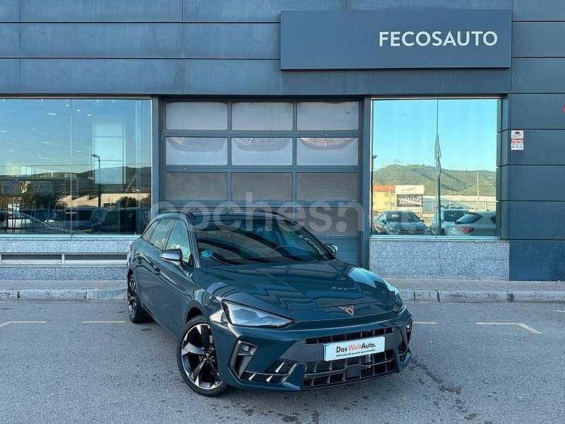 Gris / plata Usado 2024 Cupra Leon Familiar | 28.990 € (Un poco caro) - Imagen 1/4
