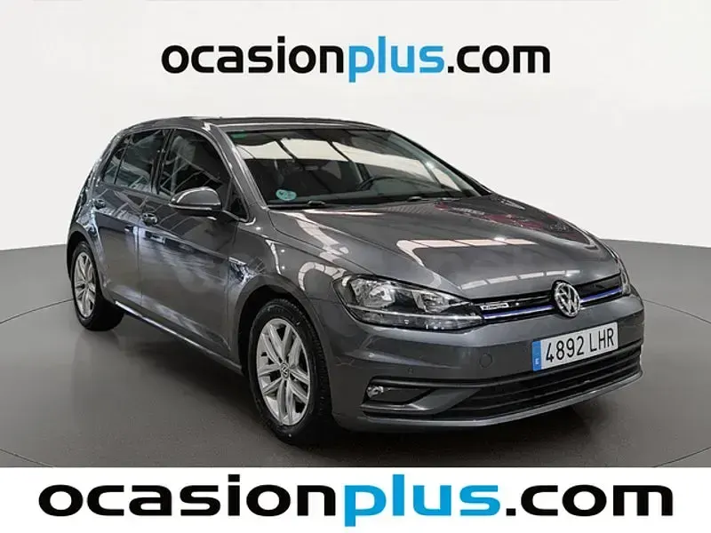 Usado VW Golf VII Edition 130 CV (95 kW) 2020 Gris / plata Berlina