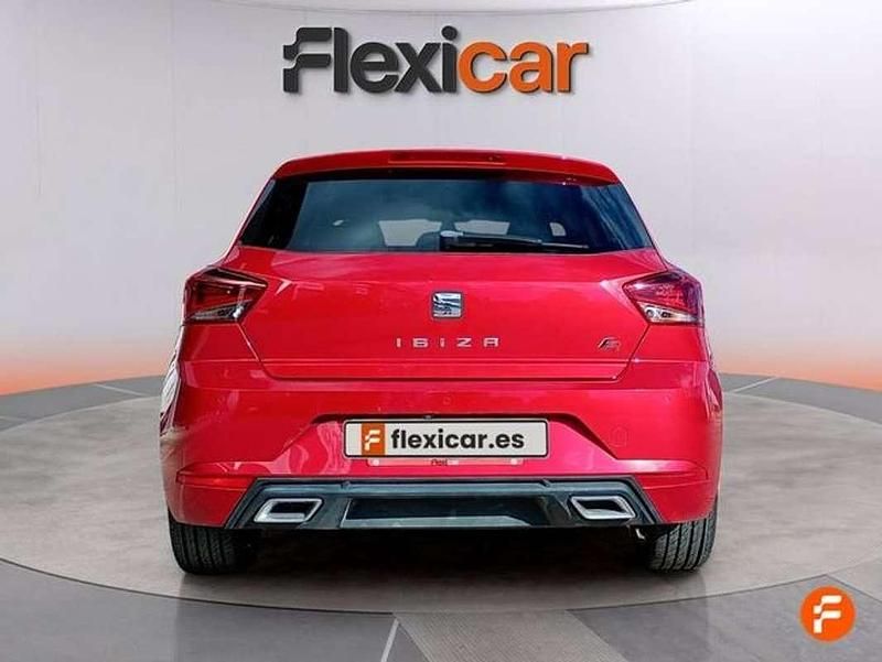 Usado Seat Ibiza FR 116 CV (85 kW) 2019 Rojo Utilitario