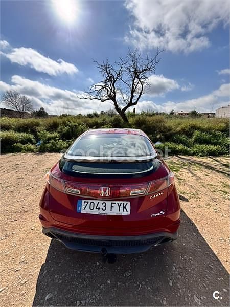 Usado Honda Civic Type S 140 CV (102 kW) 2007 Rojo Berlina